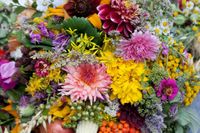 depositphotos_31772793-stock-photo-beautiful-bouquets-of-flowers-and